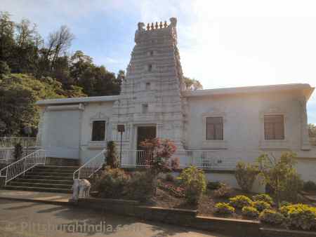 SV Temple Main Entrance © PittsburghIndia.com